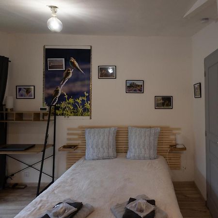 Studio Dans Le Luberon Céreste Exteriör bild